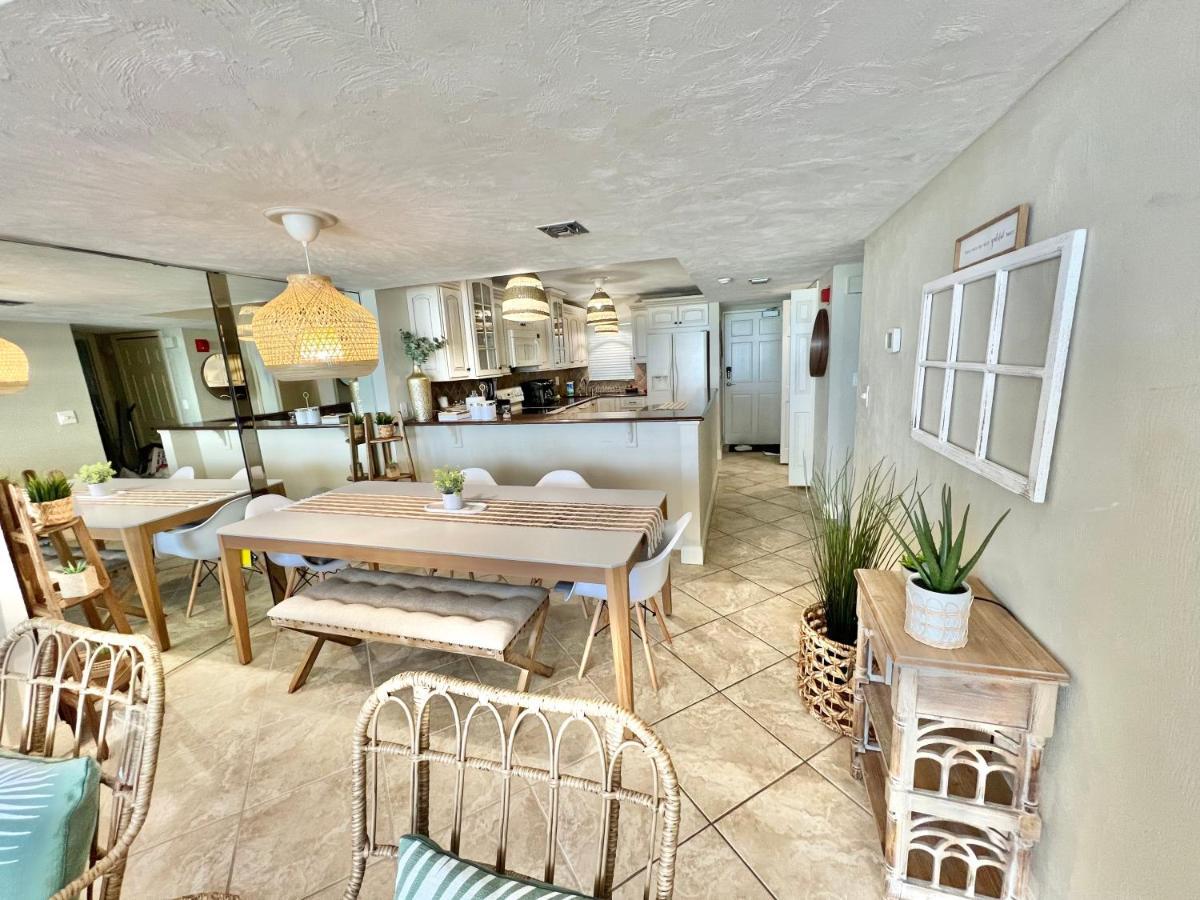 Beach Oasis 704 Lovely Daytona Ocean Front For 5 Sleeps Up To 12 Daytona Beach Exterior foto