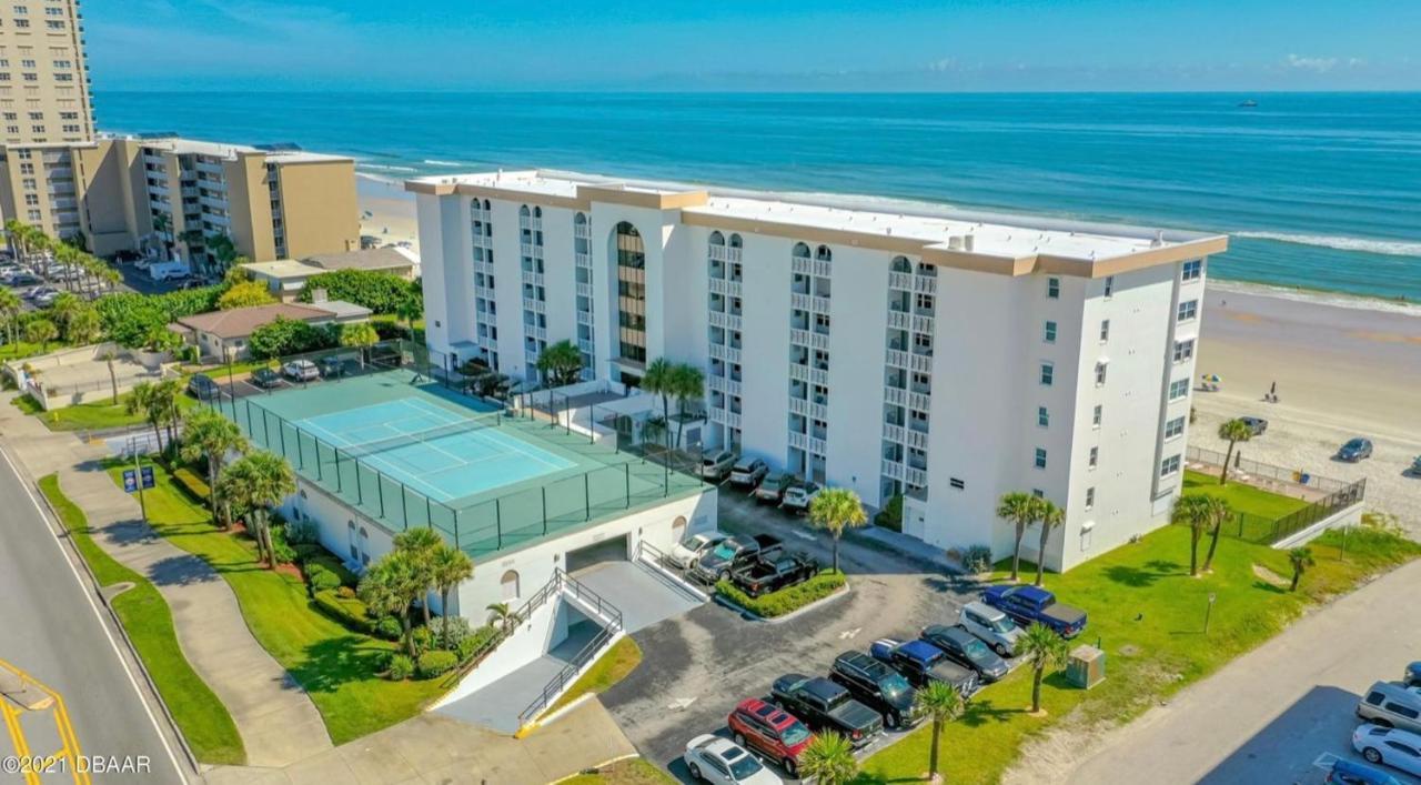 Beach Oasis 704 Lovely Daytona Ocean Front For 5 Sleeps Up To 12 Daytona Beach Exterior foto